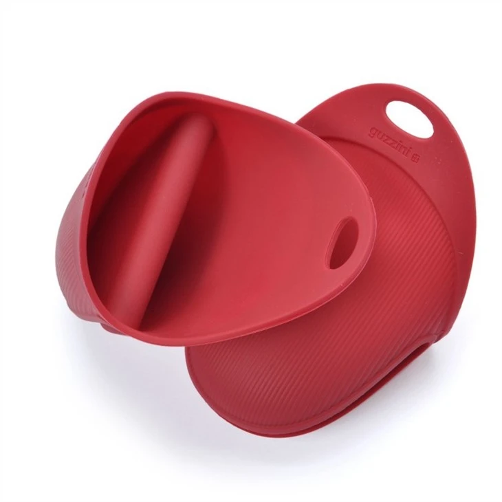 silicone oven mitt